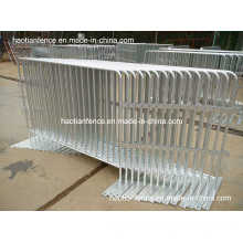 Hot Dipped Galvanized Crowd Control Barriers in Storeage